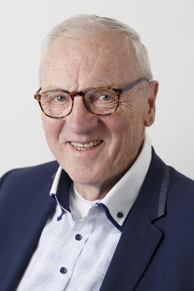 J.L. (Jan) van Aert