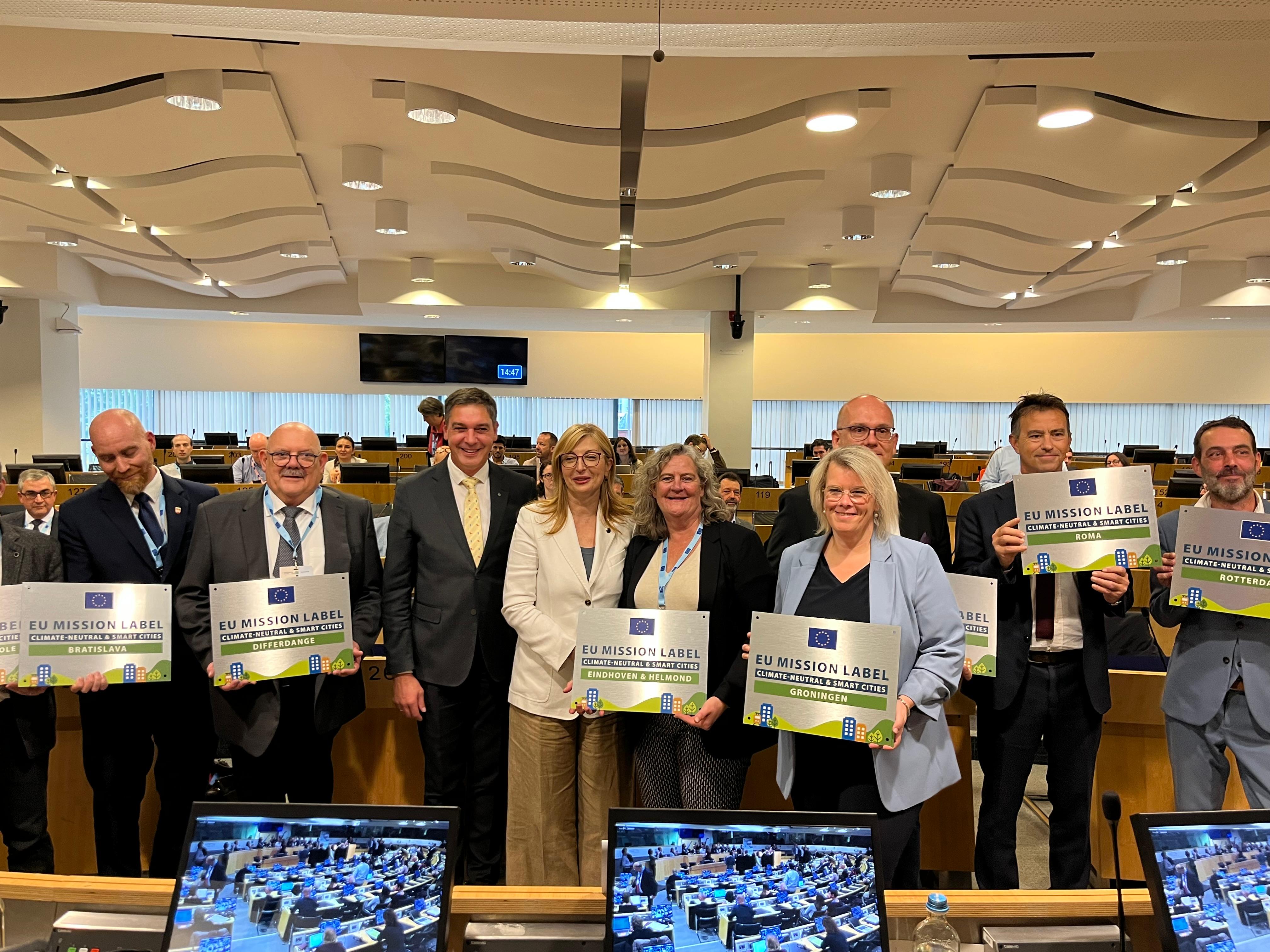 Helmond en Eindhoven ontvangen Europees missielabel